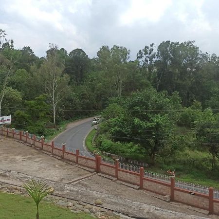 Ri Shat Sngi Orchid Resort By World Choice Shillong Kültér fotó