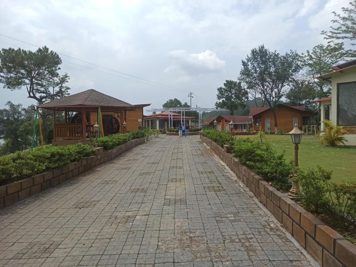 Ri Shat Sngi Orchid Resort By World Choice Shillong Kültér fotó